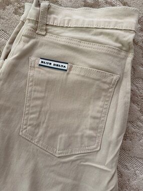 Blue Delta custom 5 pocket - cream- stretch!

33/32 with stretch